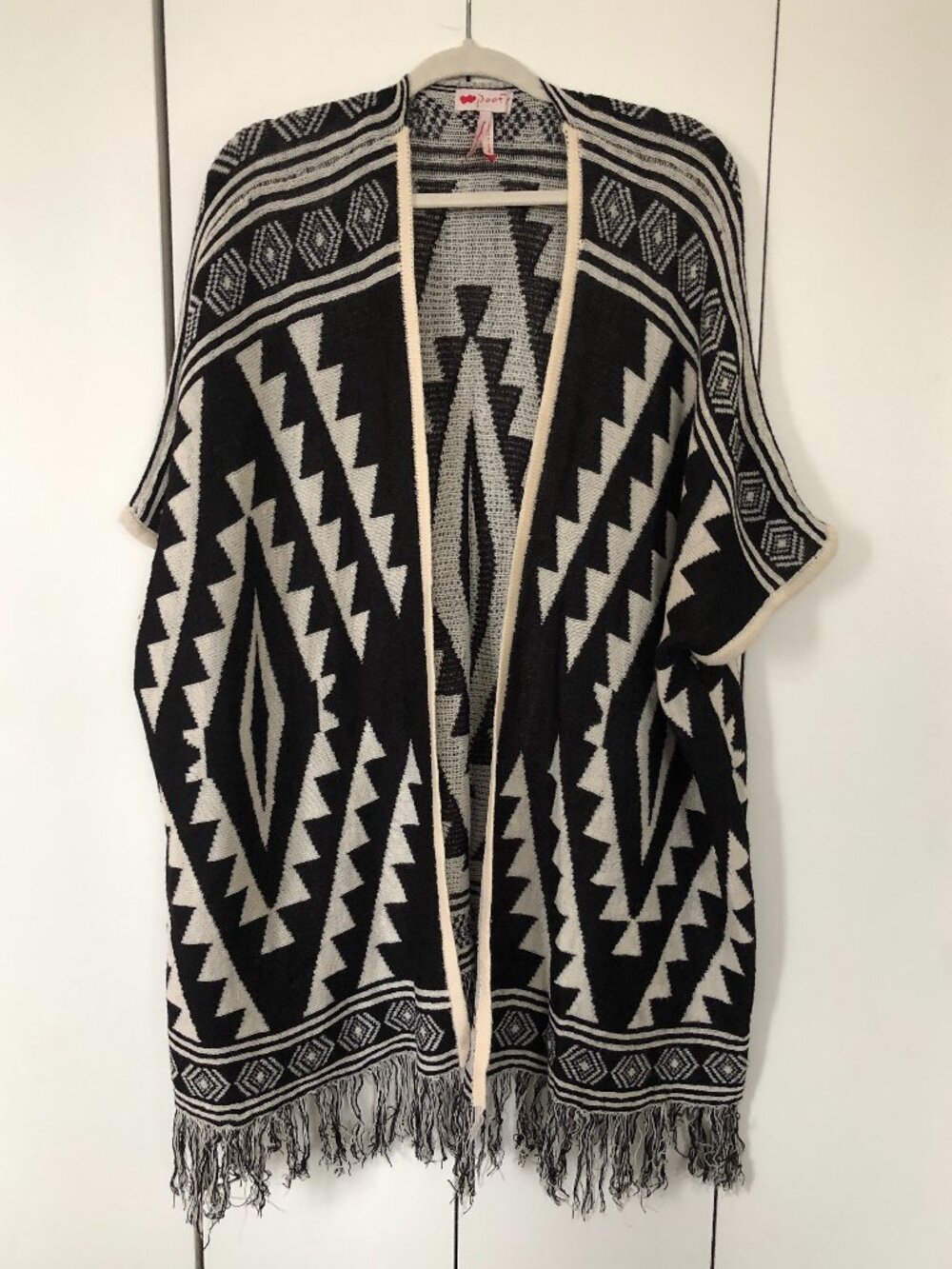 Like New - Black off white Western Vibe Lightweight Cardigan Sweater - Size S
